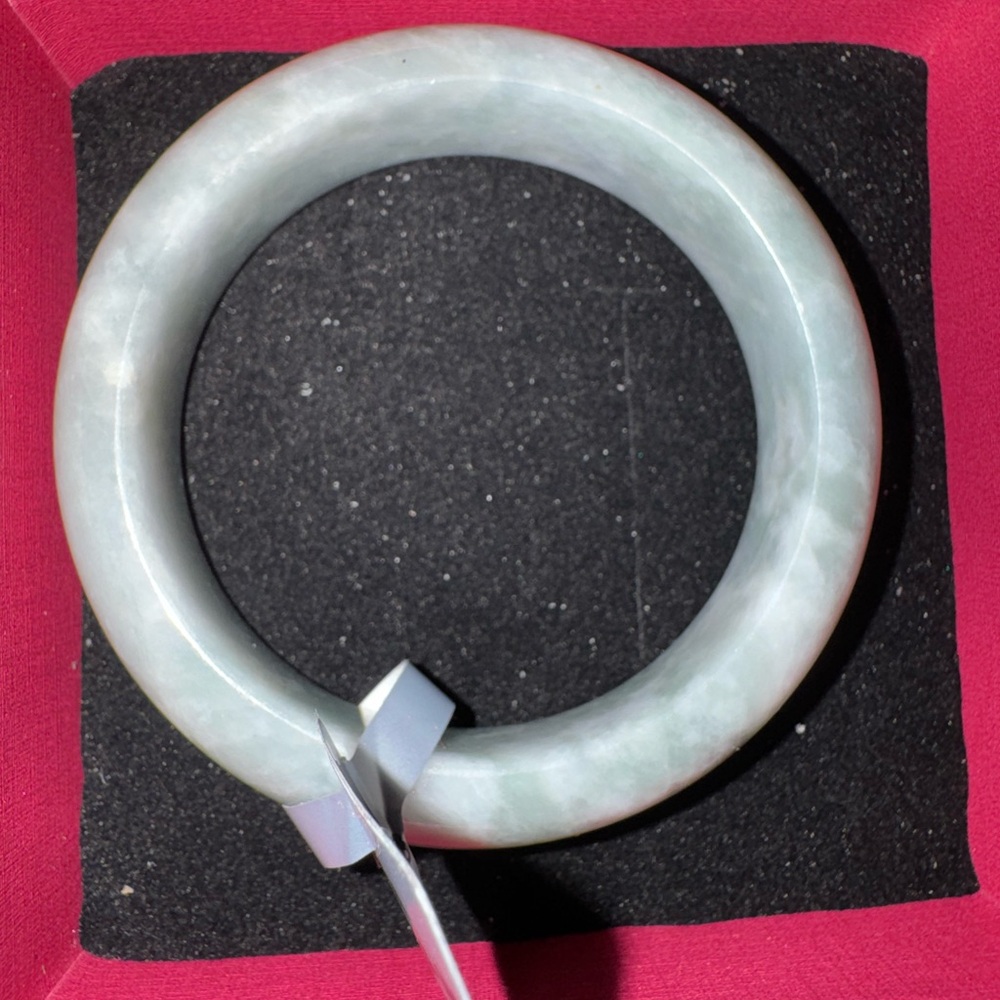 Elegant Classic Green Jade Bangle Bracelet